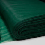 til najvišeg kvaliteta u boji tamno zelena sa sitnom mrežicom za haljine i suknje